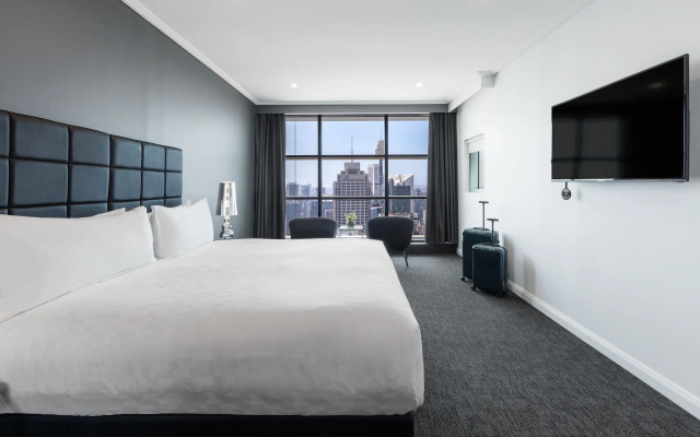 Meriton Suites World Tower