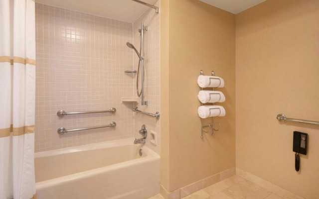 Newport Beach Marriott Bayview