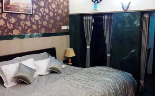 Central Guest House