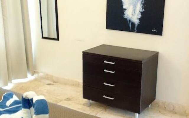 Vista Condominium by ChezPlaya