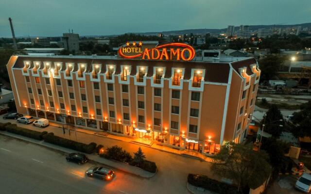 Adamo Hotel