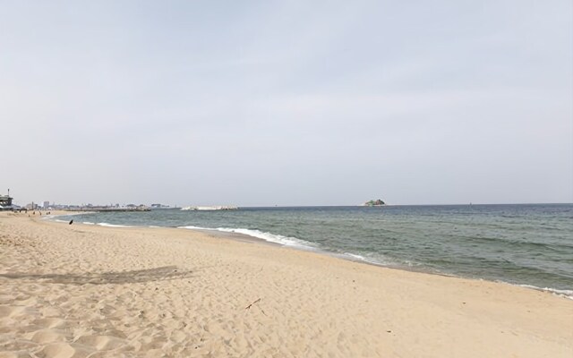 Sokcho Dderak Pension