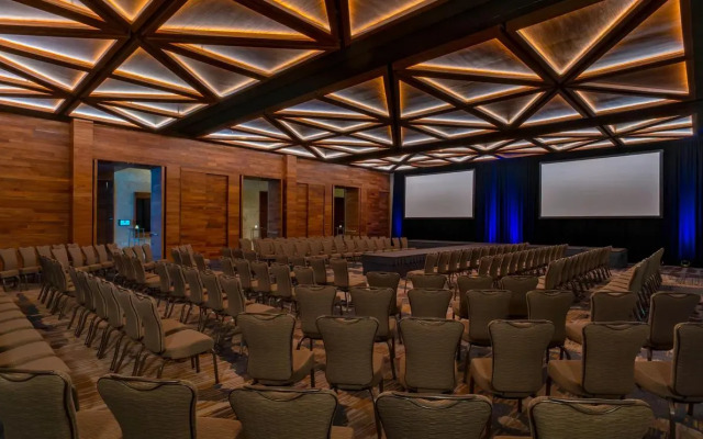 Solaz A Luxury Collection