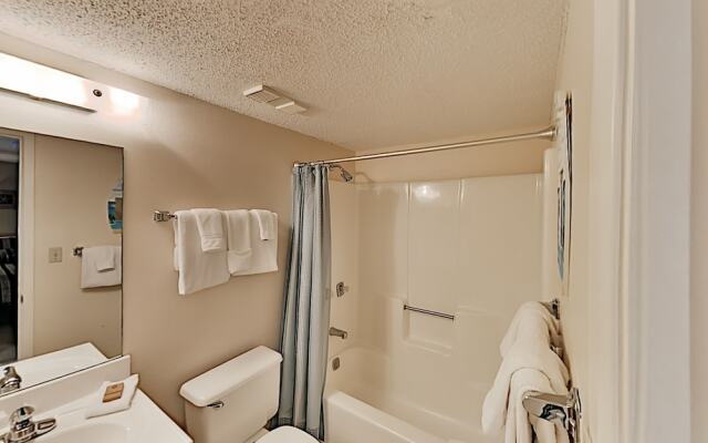 Phx22052 2 Bedroom Condo