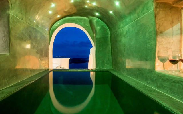 Senses Boutique Hotel & Luxury Suites