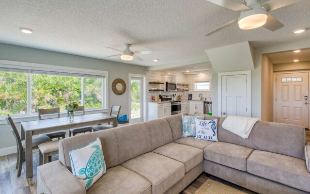 Barefoot Hideaway Family Beachfront Retreat