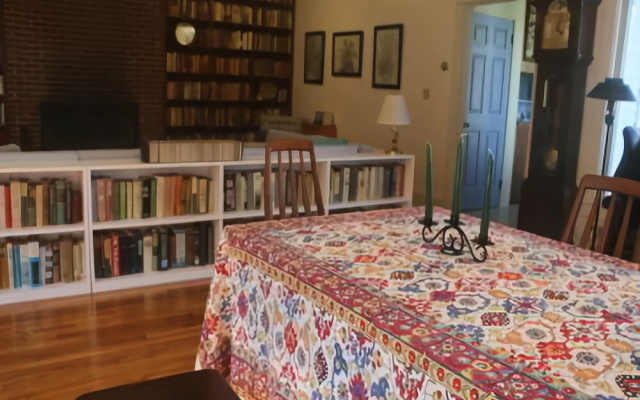 Annes Secret Garden - Two Bedroom Home