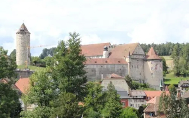 The 5 continents III by Octopus 1987