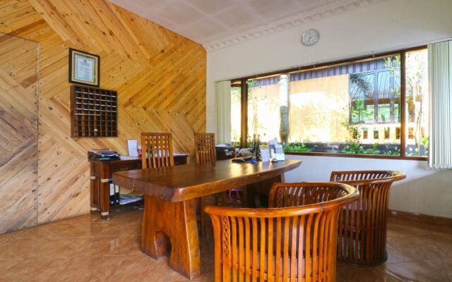 Villa Aries Biru