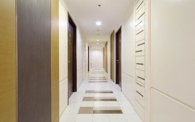 Reddoorz Plus @ Pioneer Woodlands Mandaluyong