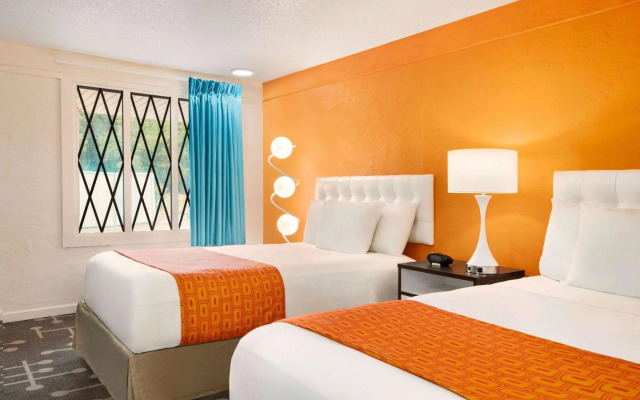 Howard Johnson by Wyndham Dover