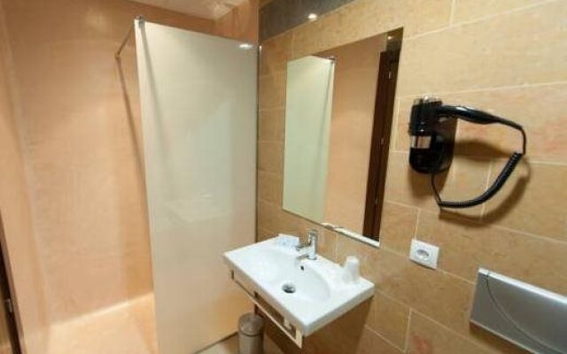 Visit Hotel