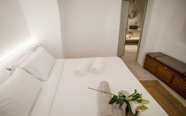 Oia Mare Villas