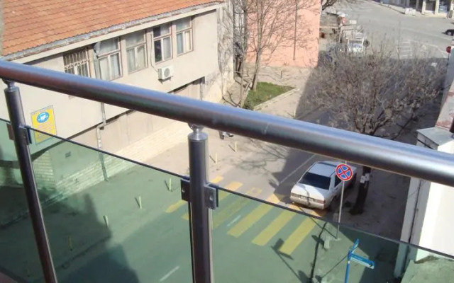 Guest House Momchilovi