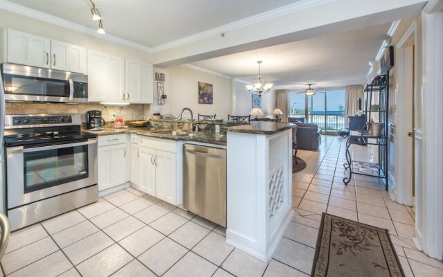 Pelican Beach Resort 213