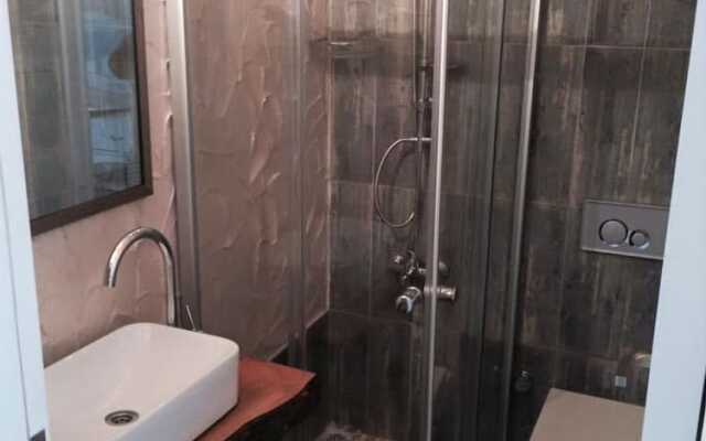 Erythros Boutique Hotel