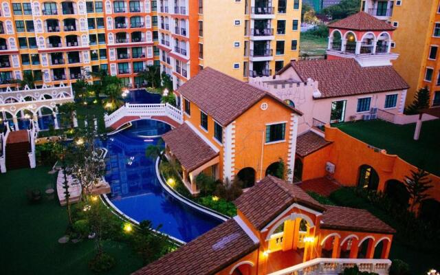 Venetian Signature PoolAccess Resort Jomtian Pattaya
