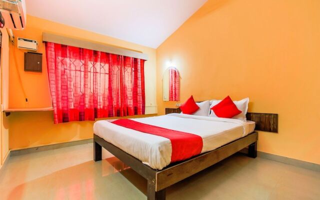 OYO 23035 Srinivas Residency