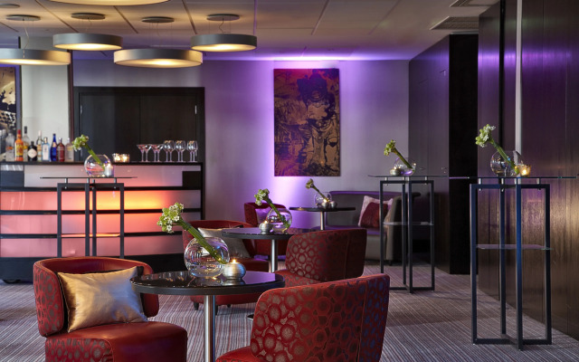 Renaissance Paris Arc de Triomphe Hotel