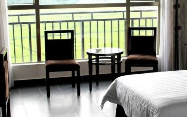 Yading Shanhui Holiday Hotel - Huizhou