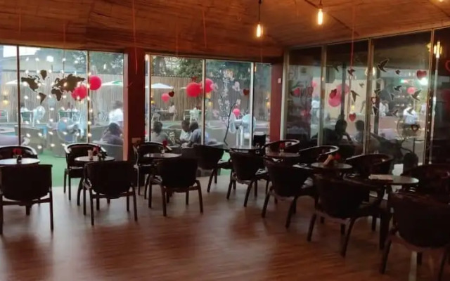 Bamboo Lounge and Guesthouse