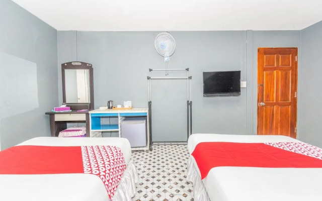 Oyo 712 Baandin Resort