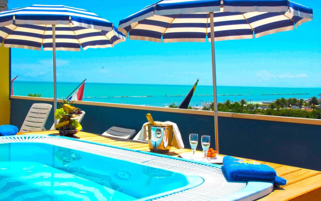 Hotel Holiday
