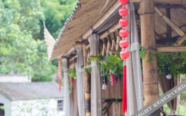 Xiangzhu Shanju Hotel