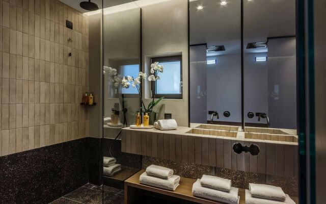 ACRO Upscale Residences
