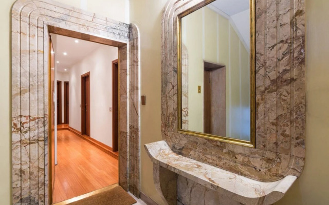 Central Station Apartment