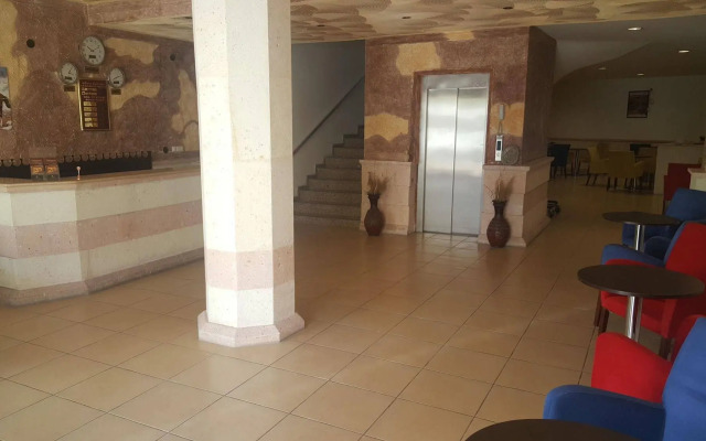 Matiasos Hotel