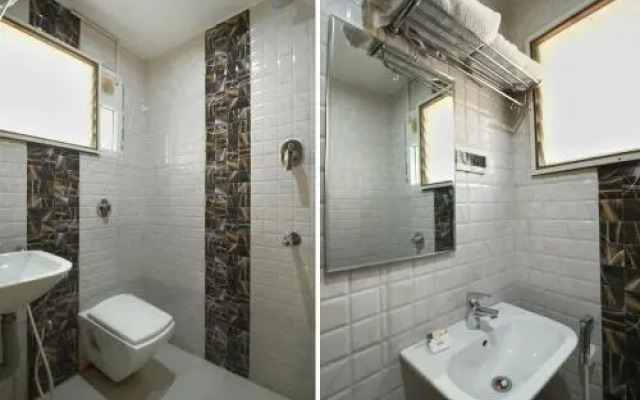 Hotel Srees by OYO Rooms