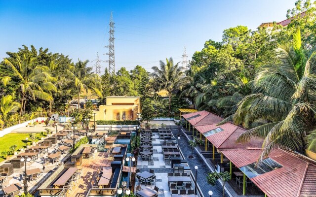 FabHotel Rajwada Baner