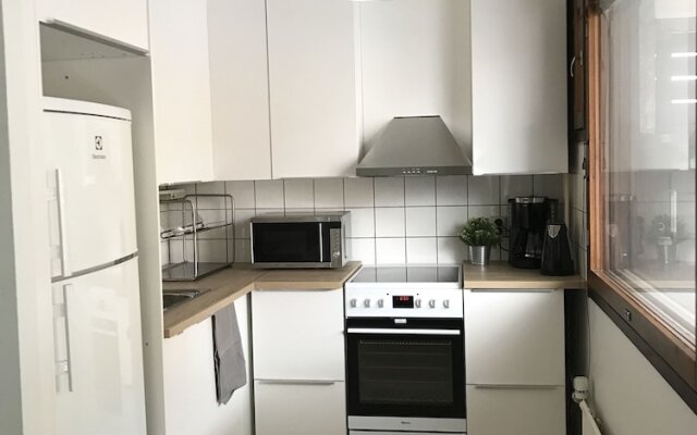 SSA Spot Bright 1-room apartment 5004B10