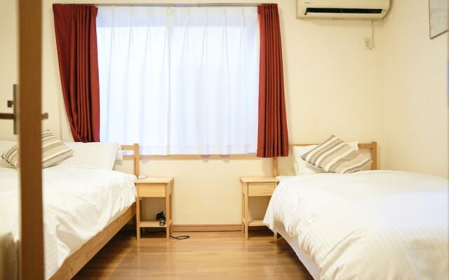 Higashi Shinjuku Modern house – Guest Rooms – Tokyo