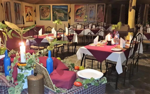 Zebra-Kemang'ore Bush Tented Lodge