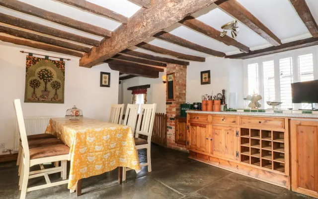 Elmhurst Cottage