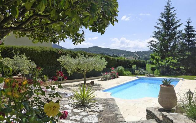 Holiday Home in Provence With Private Pool