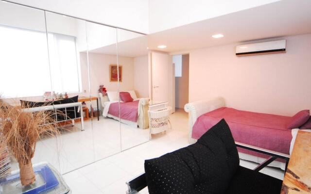 Motif No.1 Guest House