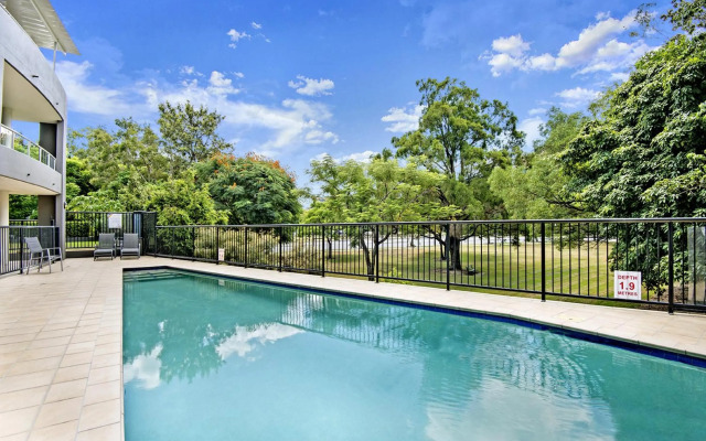 Inn on the Park Apartments