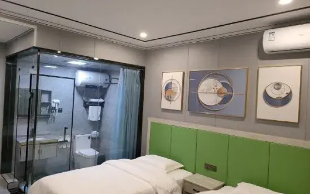 Jingjia Hotel (Huashan Scenic Area Visitor Center)