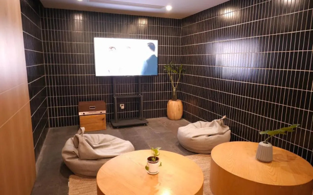 base WENDING Serviced Apartment