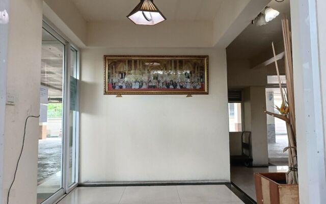 Grandview Condominia