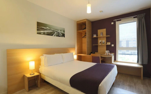 Comfort Suites Lyon Est Eurexpo