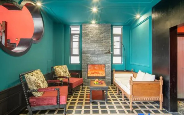 Monica Designer Boutique Beauty Suites – Hotel Rooms – Dali
