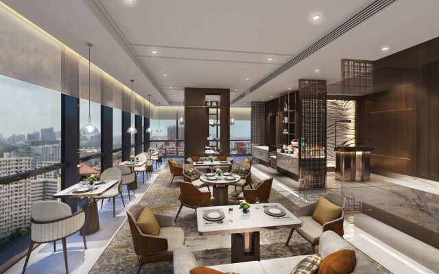 Momentus Hotel Alexandra