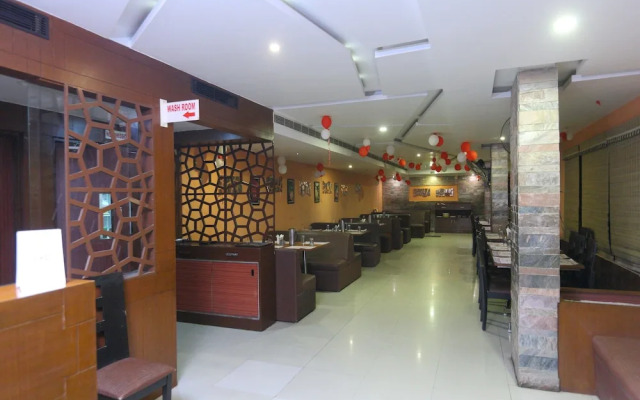 OYO 9349 Hotel Swaagat Residency