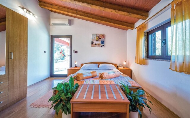 Amazing Home in Rovinj With 2 Bedrooms and Outdoor Swimming Pool