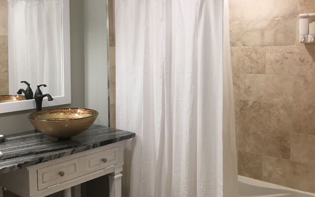 Liguria Lane Cottage