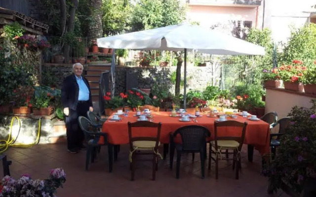 Villa Rosa Etna Apartments